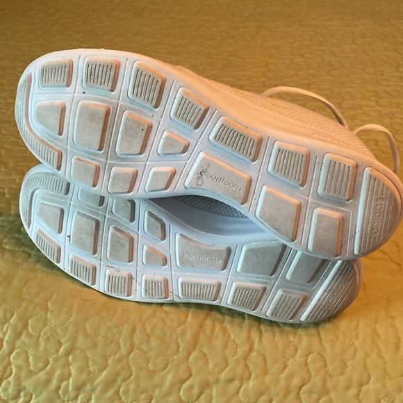 Men’s adidas cloud foam 10.5 - Picture 5 of 8